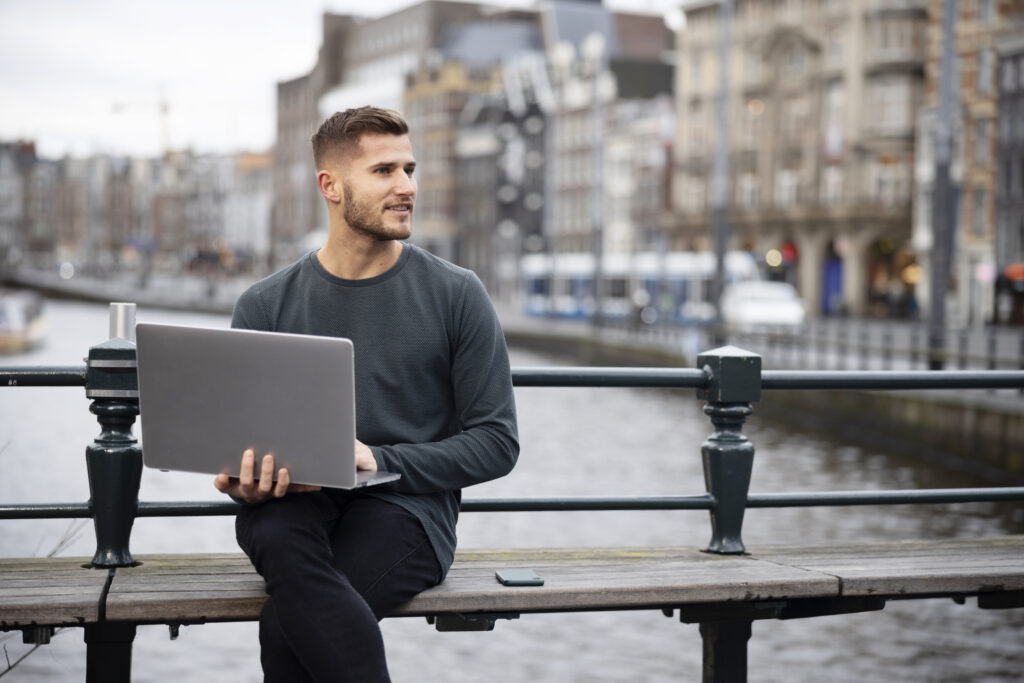 Bildungsgutschein: что даёт немецкий образовательный ваучер